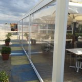 Paravento con zip in stabilimento balneare
